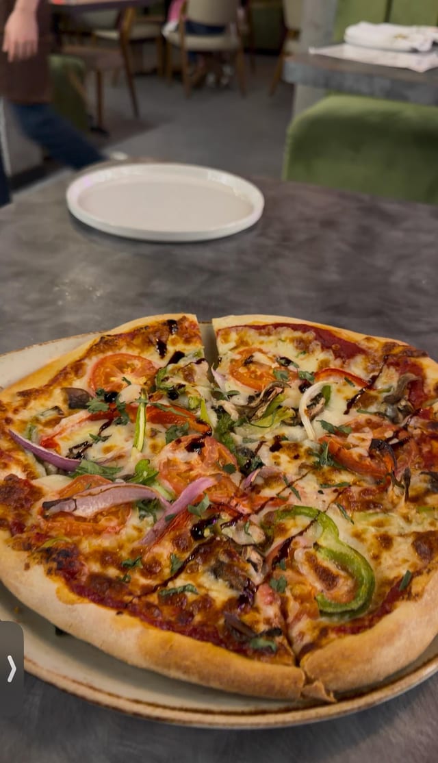 Paneer Tikka Pizza